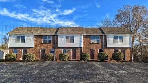 1531 E Knollwood Cir #B, Clarksville, TN 37043