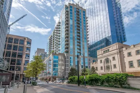 301 Demonbreun St #915, Nashville, TN 37201
