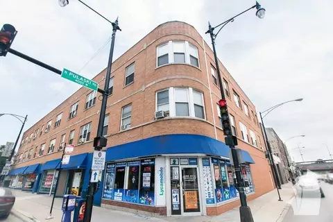 3957 W Irving Park Rd #322, Chicago, IL 60618