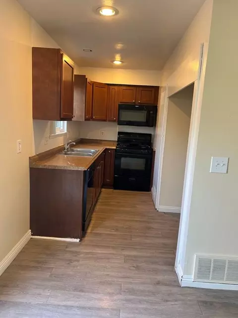 19896 Sheffield Ln, Huntington Beach, CA 92646