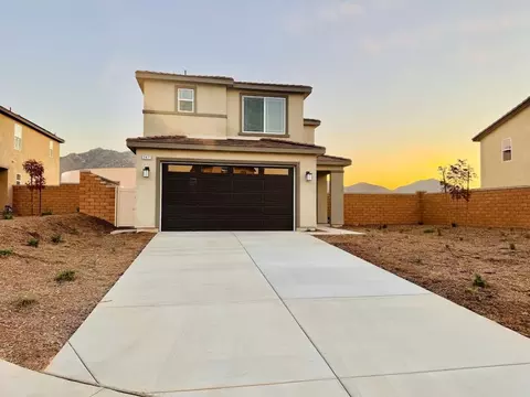 2471 Satsuma Ct, Riverside, CA 92507