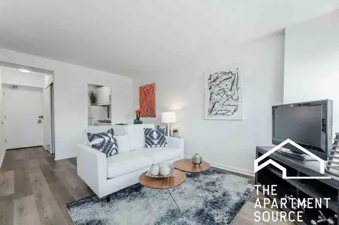 3130 N Lake Shore Dr #1100, Chicago, IL 60657