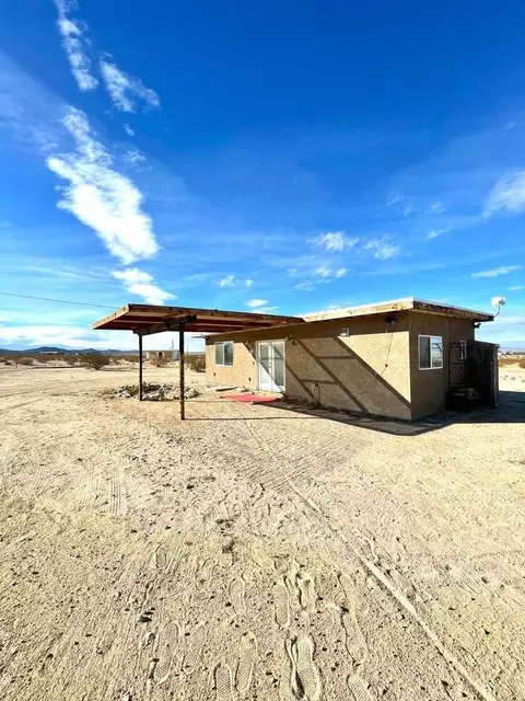 3585 Pampas Ave, Twentynine Palms, CA 92277