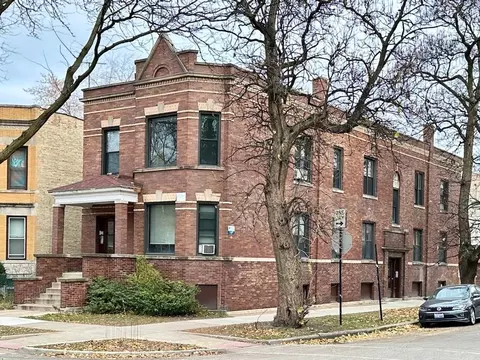3120 W Schubert Ave #1W, Chicago, IL 60647