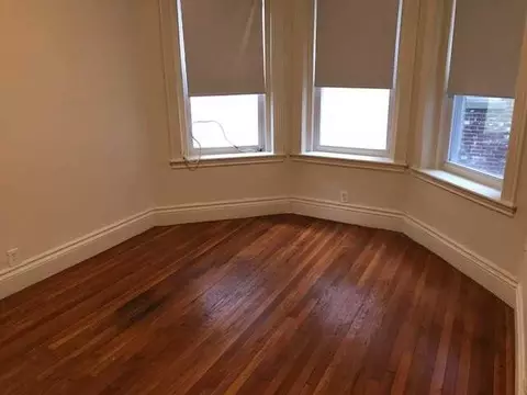27 Walbridge St, Brookline, MA 02134