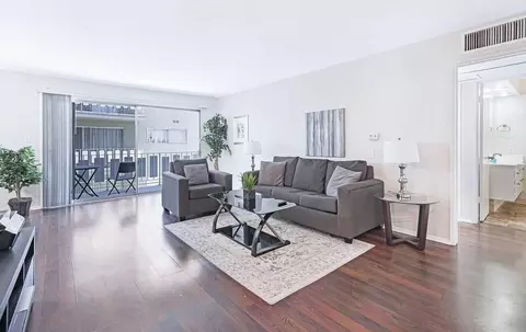 N Rexford Dr, Beverly Hills, CA 90210