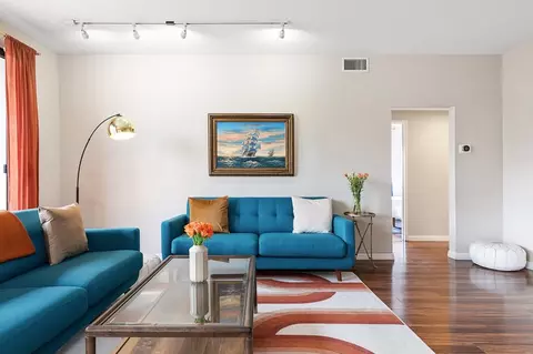 rochester ave, Los Angeles, CA 90025