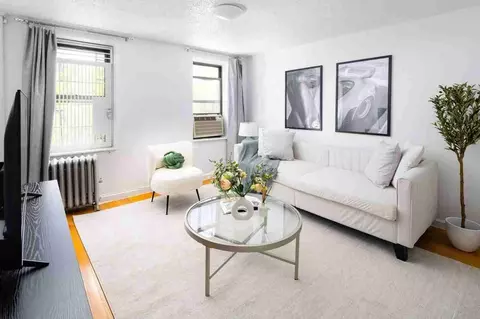 grand st, New York, NY 10002