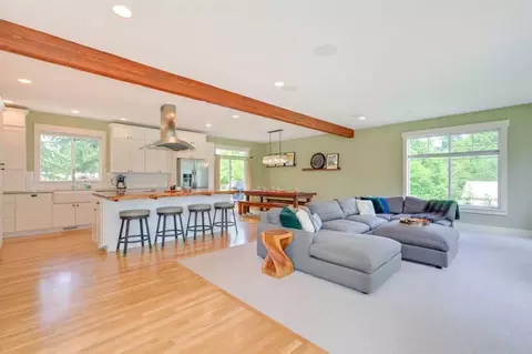 Undisclosed, Renton, WA 98056