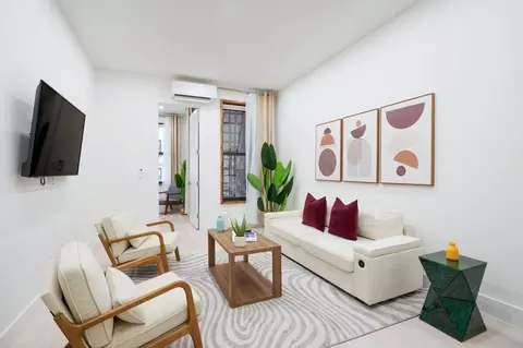 E 78th St, New York, NY 10075