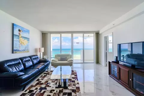 collins ave, Miami Beach, FL 33140
