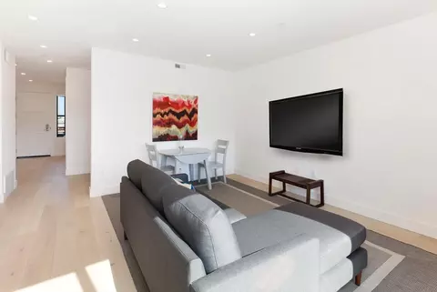 Lexington St, San Francisco, CA 94110