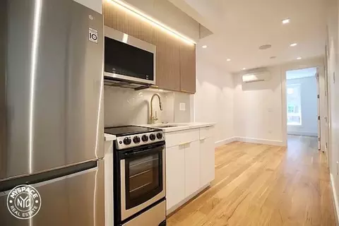 223 E 96th St #2C, New York, NY 10128