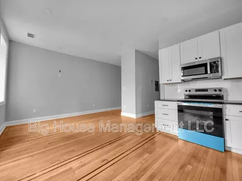 707 Druid Park Lake Dr, Baltimore, MD 21217
