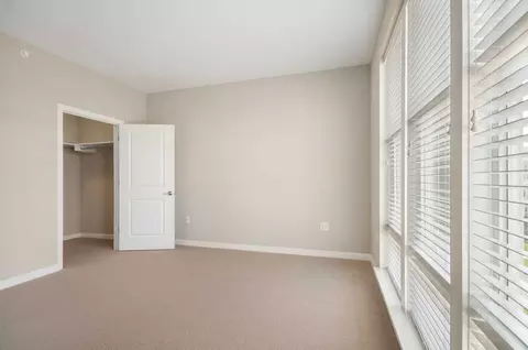 2100 Haddonfield Rd #6203, Pennsauken, NJ 08110