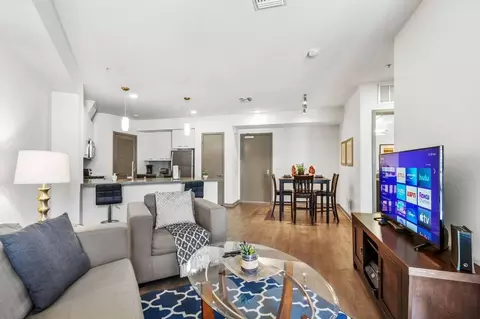 W Wilson Ave, Glendale, CA 91203