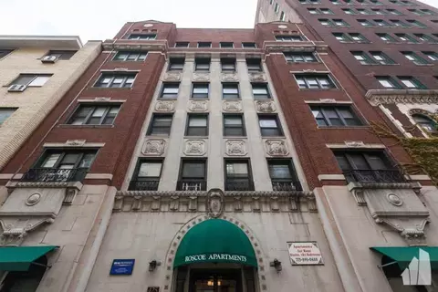 425 W Roscoe St #109, Chicago, IL 60657