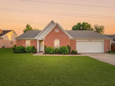 4235 Triple Crown Loop S, Southaven, MS 38671