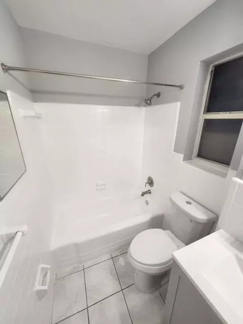 2917 Middle River Dr, Fort Lauderdale, FL 33306