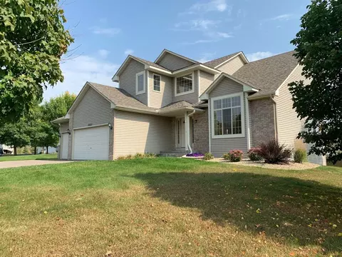 18037 Monroe Cir NW, Elk River, MN 55330