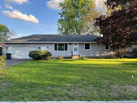 1732 Terrace Dr, Arden Hills, MN 55126