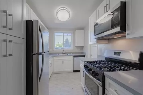 2715 Fruitvale Ave, Oakland, CA 94601