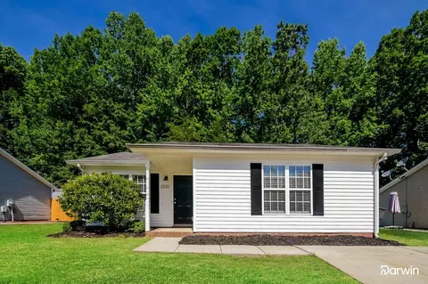 2532 Eight Oaks Dr, High Point, NC 27263
