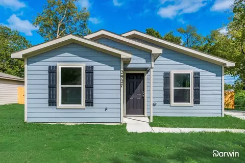 2927 Speedway St, Greenville, TX 75401