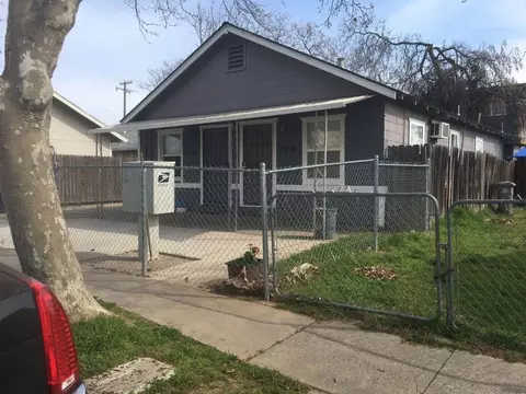 2394 Oakmont St, Sacramento, CA 95815