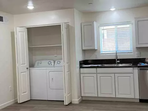 501 E 9th Ave #B, Apache Junction, AZ 85119 photo 5