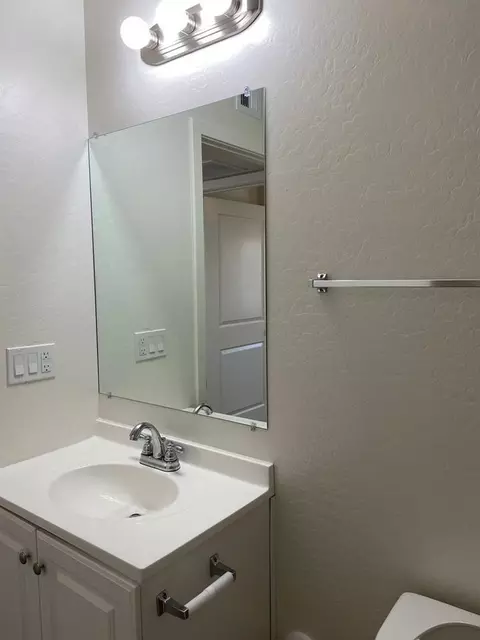 501 E 9th Ave #B, Apache Junction, AZ 85119 photo 7