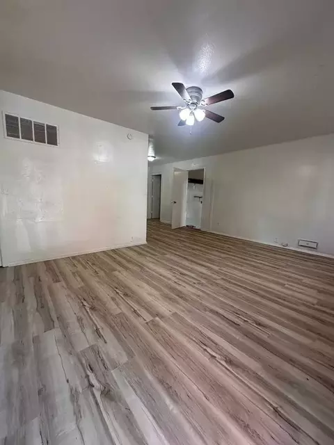 11021 Bristol Ter, Kansas City, MO 64134