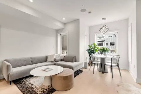 2478 1/2 Ontario Road Northwest #1011218P, Washington, DC 20009