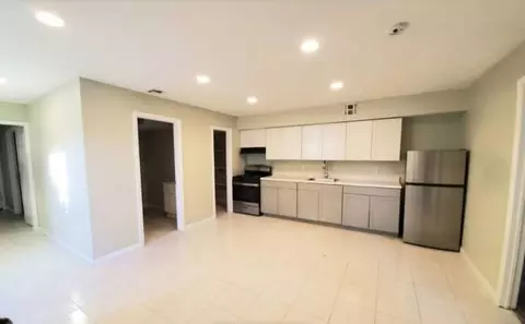 351 15th Ave #GROUND, Newark, NJ 07103