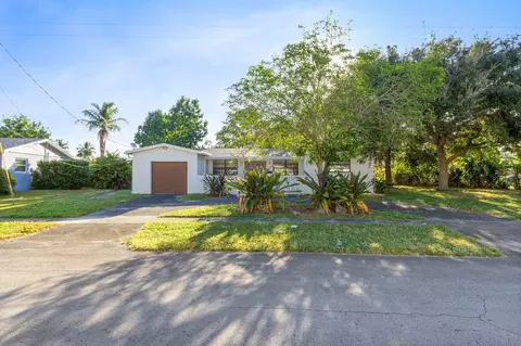 2208 NW 63rd Ave, Sunrise, FL 33313