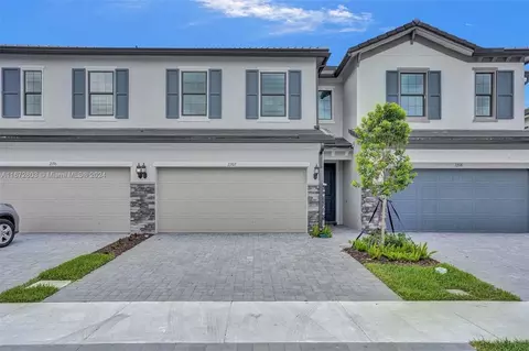 2202 Appleton Cir S #2202, Oakland Park, FL 33309