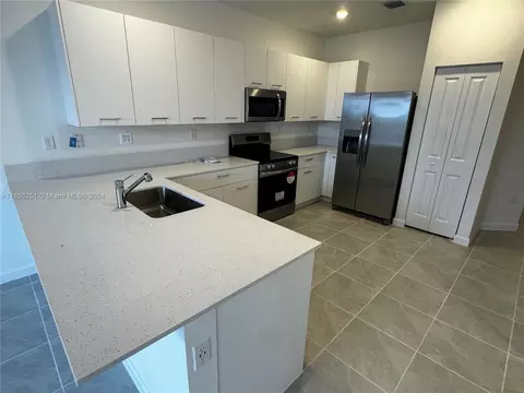 12349 NW 24th Pl #12349, Westview, FL 33167
