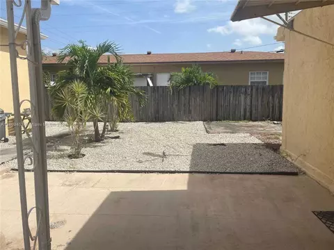 1115 N 22nd Ave #A, Hollywood, FL 33020