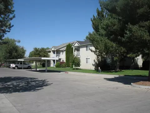 145 N 18th E, Mountain Home, ID 83647 photo 3