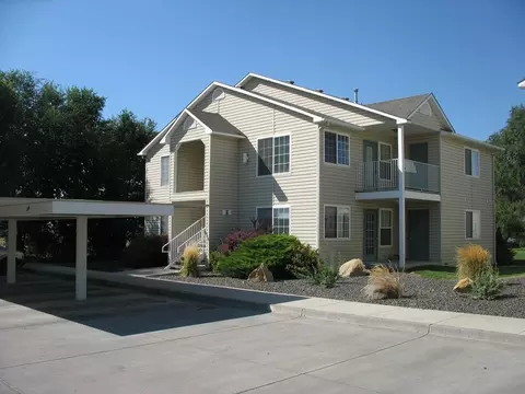145 N 18th E, Mountain Home, ID 83647 photo 2