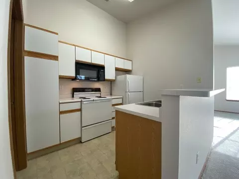 145 N 18th E, Mountain Home, ID 83647 photo 9