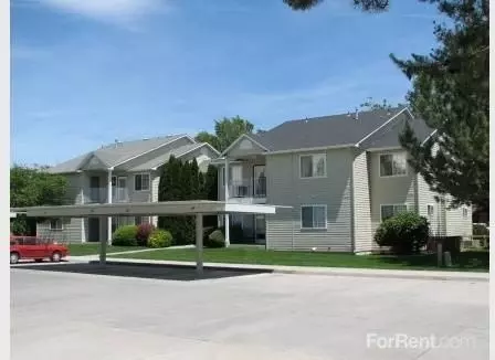 145 N 18th E, Mountain Home, ID 83647