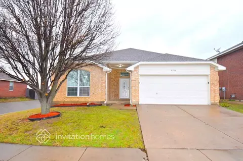 6704 Snapdragon Ln, Arlington, TX 76002