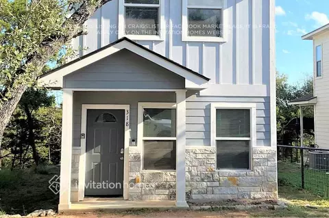 318 Shady Bluff Dr, Wimberley, TX 78676