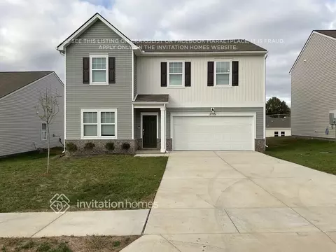 2115 Youngfellow Dr, Columbia, TN 38401