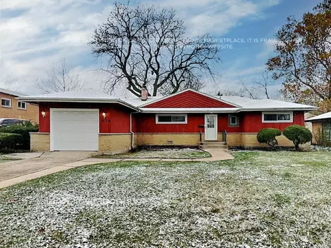 624 S Pierce Ave, Wheaton, IL 60187