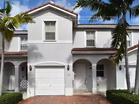 1029 NE 207th Ter, Miami, FL 33179