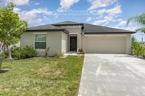 4200 Palatina Way, North Fort Myers, FL 33917