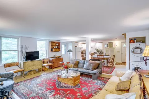 12 Main St, Stockbridge, MA 01262