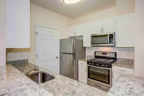 21799 Crescent Park Sq, Broadlands, VA 20148 photo 17
